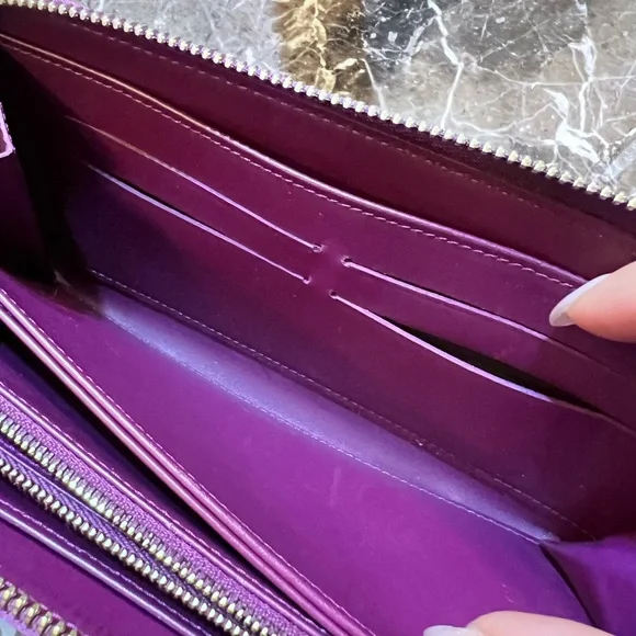 SOLD Louis Vuitton Vernis long zippy wallet - Picture 13 of 15